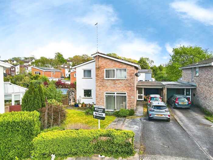 4 Bedroom Detached House For Sale In Llanquian Close, Cowbridge, CF71