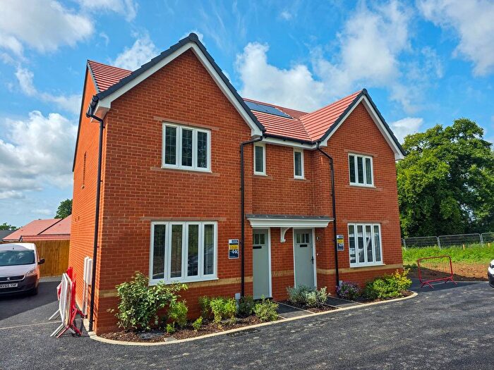 3 Bedroom Semi-Detached House To Rent In Wheatsheaf Road, Wimborne, BH21