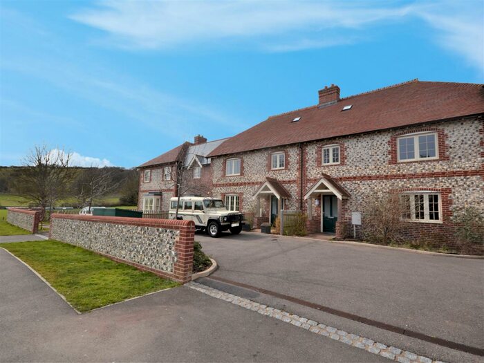 3 Bedroom Semi-Detached House To Rent In Gilberts Drive, East Dean, Eastbourne, BN20
