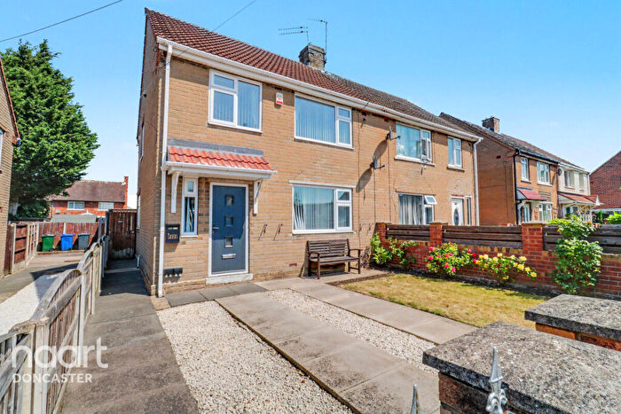 3 Bedroom Semi-Detached House For Sale In Clay Flat Lane, Rossington, Doncaster, DN11