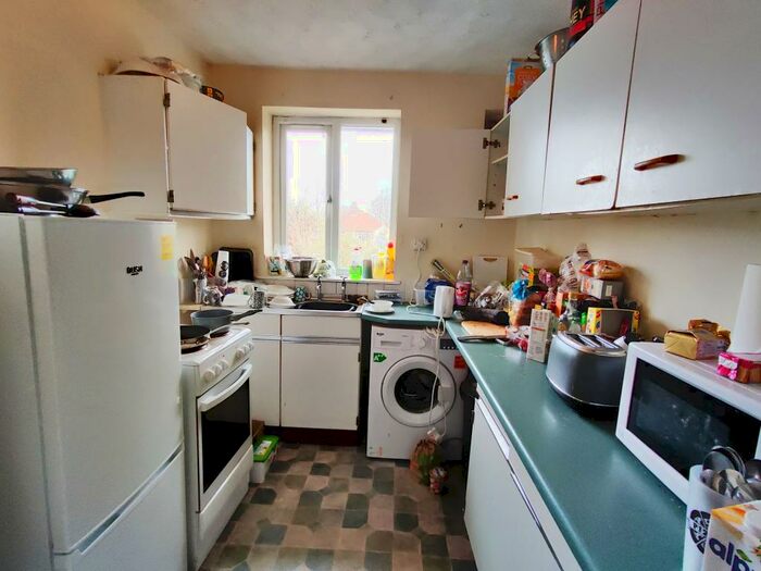 2 Bedroom Flat To Rent In Freshfield Close, Norwich, NR5