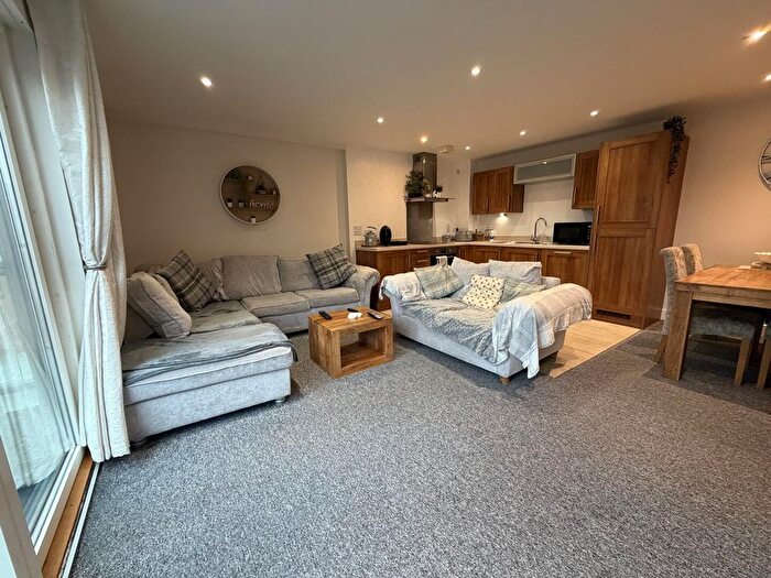 2 Bedroom Flat To Rent In Trawler Road, Maritime Quarter, Swansea, SA1