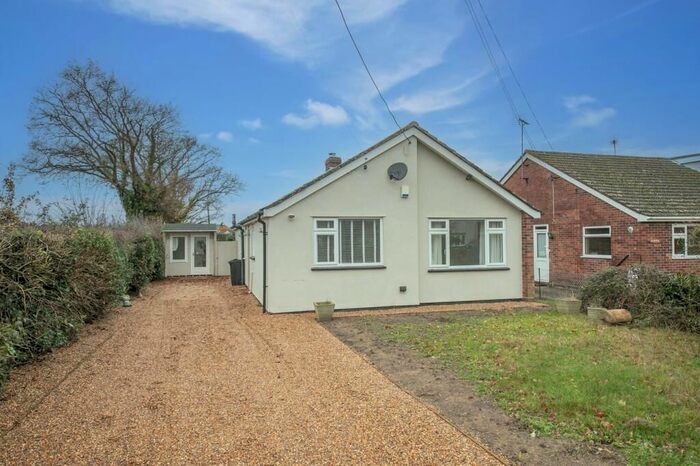 3 Bedroom Detached Bungalow To Rent In Church Road, Thorrington, CO7
