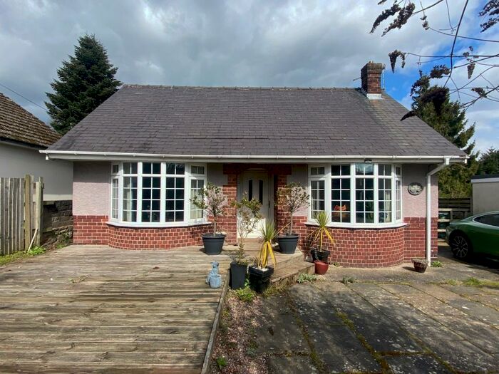 2 Bedroom Bungalow To Rent In Ashover Road, Chesterfield, S42