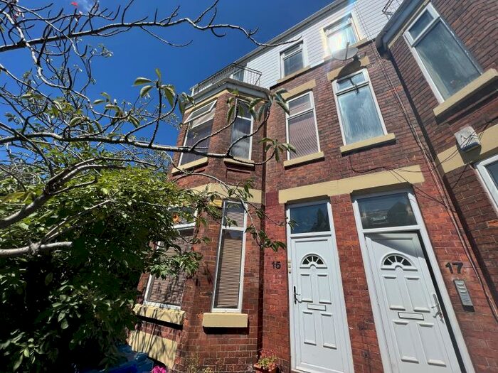 1 Bedroom Apartment To Rent In , Warwick Road, M21
