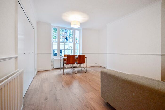 2 Bedroom Flat To Rent In Thurloe Square, London, SW7