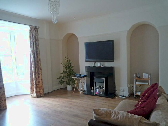 6 Bedroom Terraced House To Rent In Springbank Terrace, Aberdeen, AB11