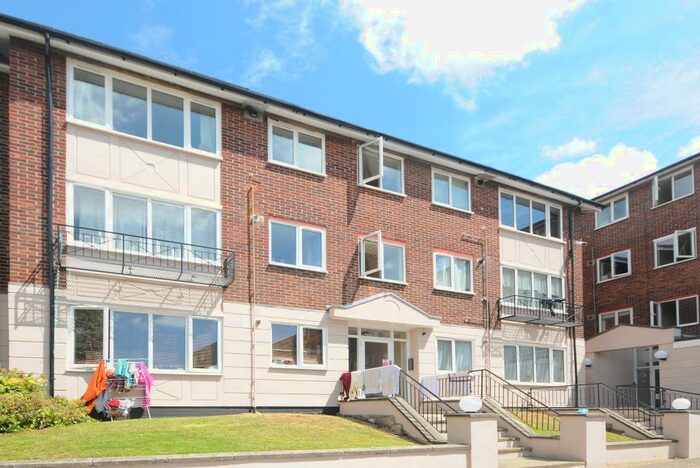 2 Bedroom Apartment To Rent In Silkdale Close, East Oxford, OX4