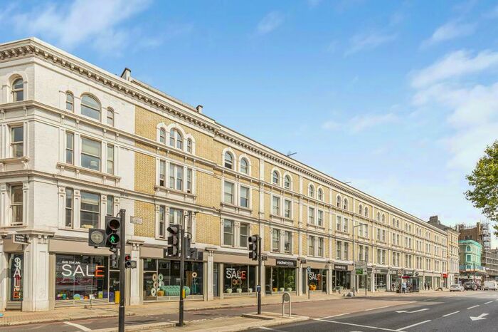2 Bedroom Flat To Rent In Fulham Road, London, SW10