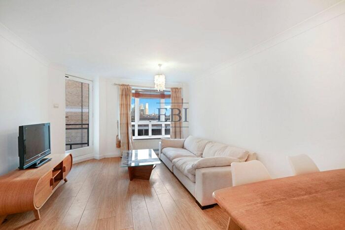 2 Bedroom Flat For Sale In Galleons View, Stewart Street, London, E14