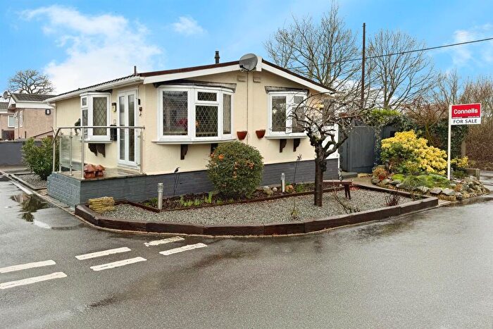 1 Bedroom Park Home For Sale In Bakers Lane, West Hanningfield, Chelmsford, CM2