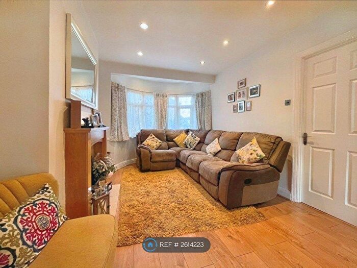 3 Bedroom Terraced House To Rent In Bideford Road, Ruislip, HA4