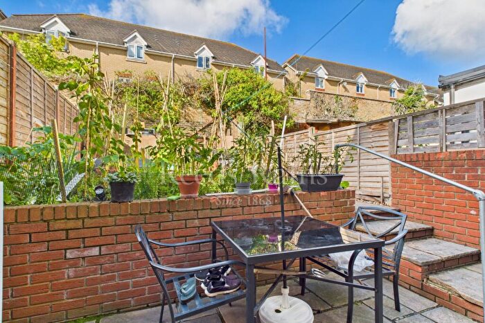 3 Bedroom Terraced House For Sale In Priory Hill, Dartford, Kent, DA1
