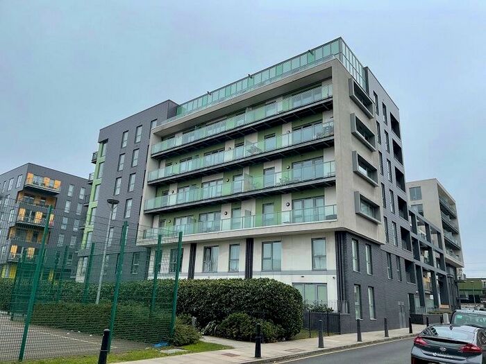 1 Bedroom Flat To Rent In Hodgeson House, E1