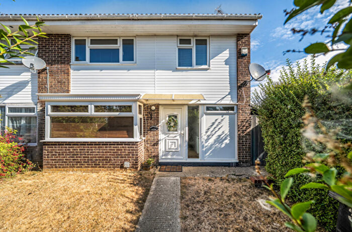 3 Bedroom Semi-Detached House For Sale In Barrington Close, Liden, Swindon, SN3