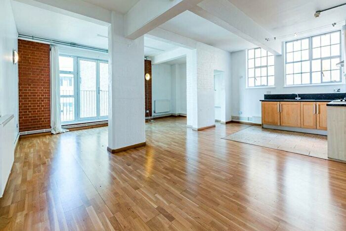 1 Bedroom Flat To Rent In Ability View - Kingsland Road, Haggerston, E2