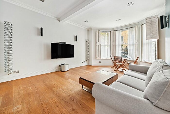 4 Bedroom Flat To Rent In Iverna Gardens, London, W8