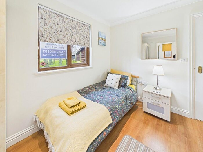 2 Bedroom Property For Sale In Moor Road, Sewerby, Bridlington, YO15