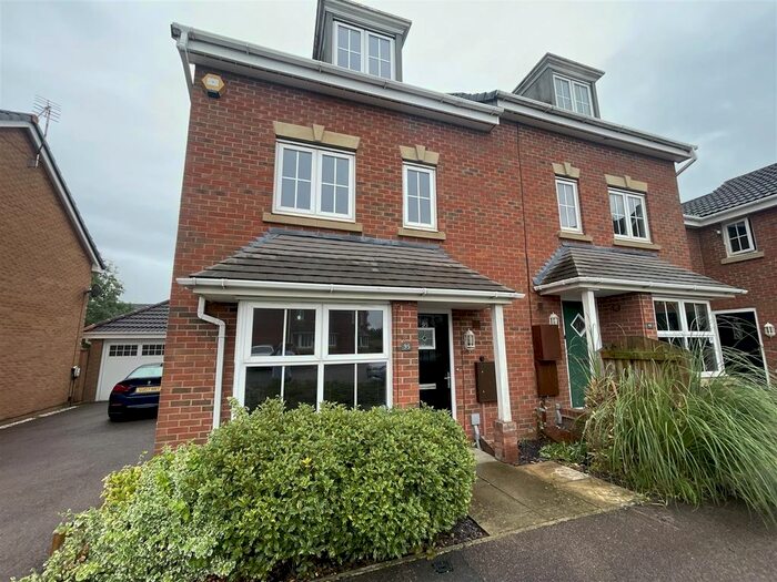 4 Bedroom Property To Rent In Tuffleys Way, Braunstone, Leicester, LE3
