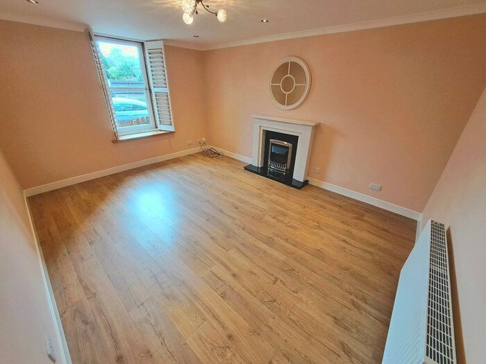 1 Bedroom Flat To Rent In Church Street, Broughty Ferry, Dundee, DD5