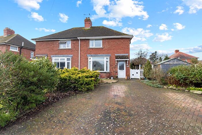 3 Bedroom Semi-Detached House For Sale In Greenfields Road, Upton Upon Severn, Worcestershire, WR8