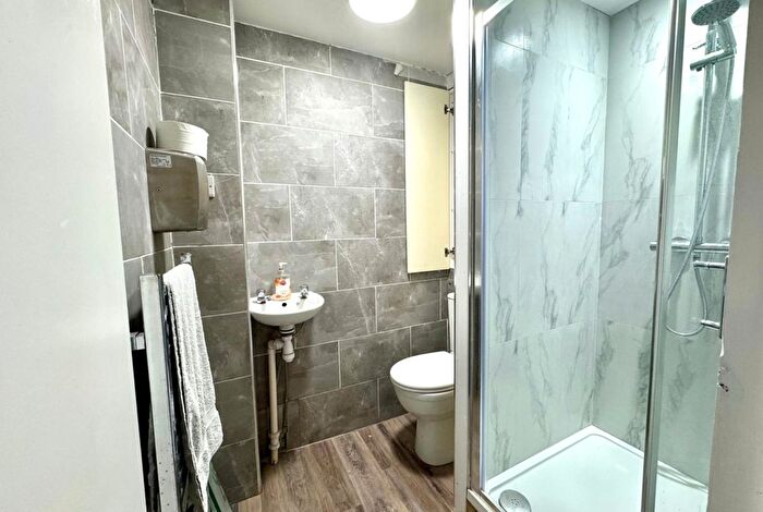 1 Bedroom Flat To Rent In Tilloch Street, London, N1