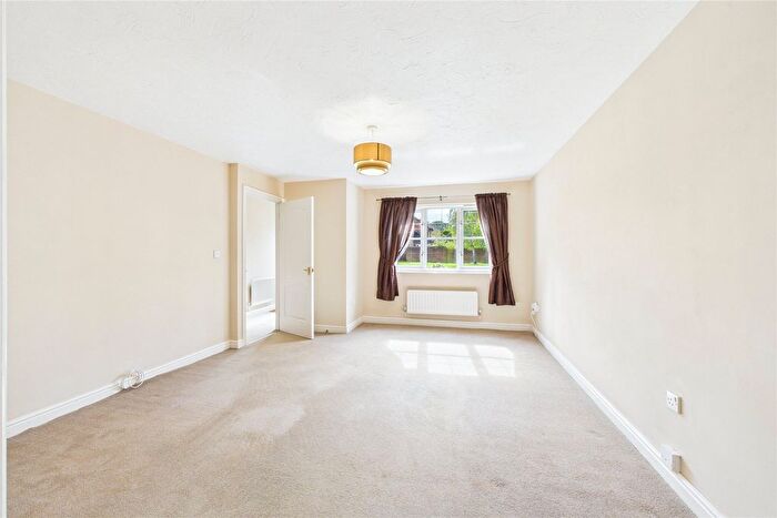 3 Bedroom Detached House To Rent In Parish Close, Ash, Aldershot, Surrey, GU12