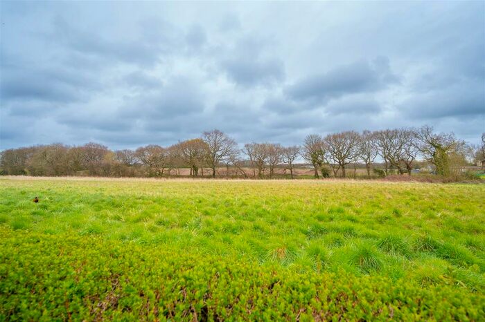 4 Bedroom Semi-Detached House For Sale In Coal Pit Lane, Bickerstaffe, Ormskirk, L39