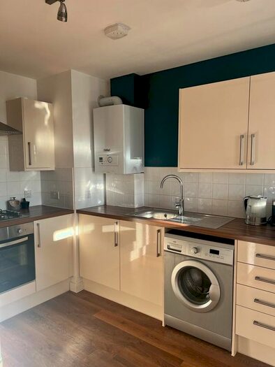 1 Bedroom Flat For Sale In Vickers House, South Street, Romford, RM1