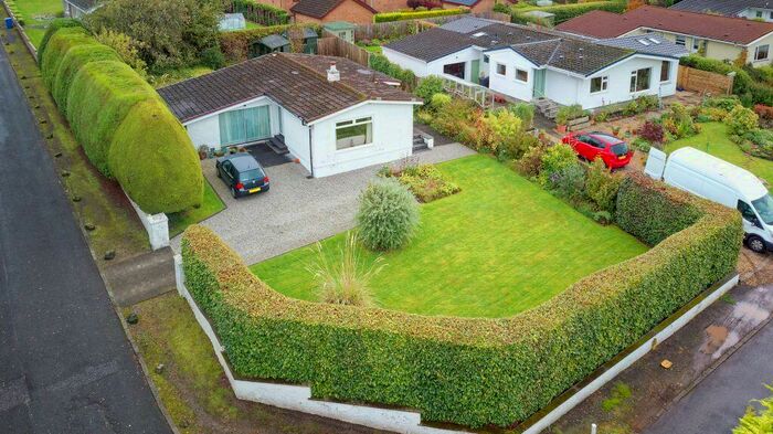 3 Bedroom Bungalow For Sale In Escafeld, Florence Drive, Kilmacolm, PA13