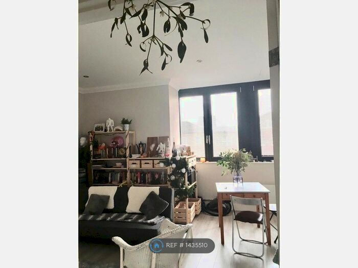 1 Bedroom Flat To Rent In Surrey Street, Norwich, NR1