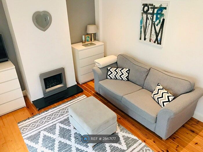 2 Bedroom Semi Detached House To Rent In Walpole Road, Cambridge, CB1