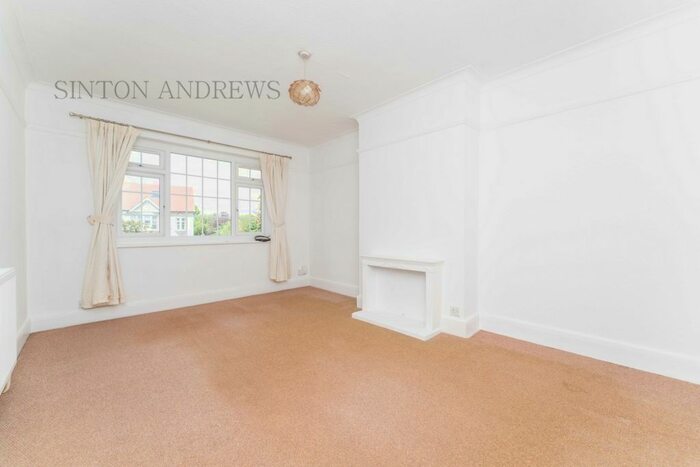 2 Bedroom Flat To Rent In Windmill Court, Windmill Road, Ealing, W5