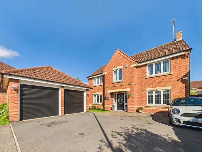 4 Bedroom Detached House For Sale In Glendevon Way, Chellaston, Derby, DE73