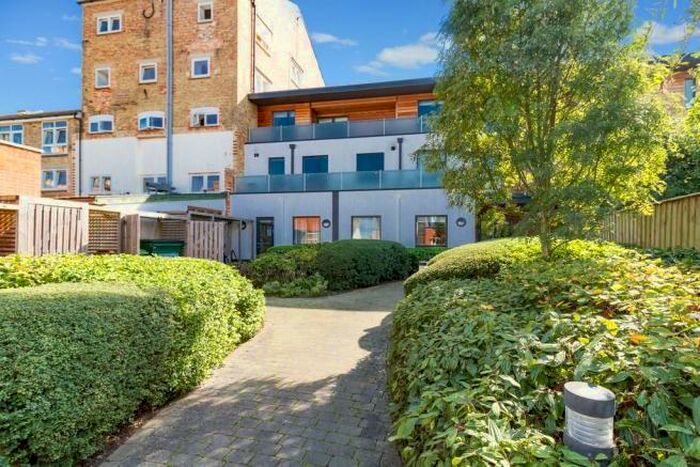 2 Bedroom Apartment To Rent In Stockmore Street, East Oxford, OX4