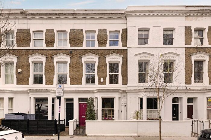 4 Bedroom Terraced House For Sale In Home Road, London, SW11