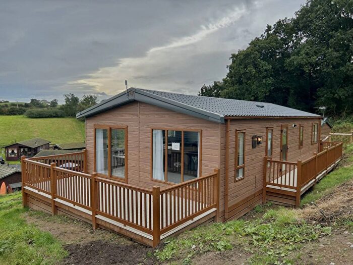 2 Bedroom Lodge For Sale In Tunstall, Richmond, DL10