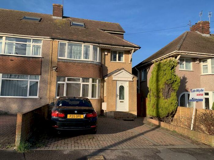 4 Bedroom Semi-Detached House To Rent In Thirlmere Road, Bristol, BS34