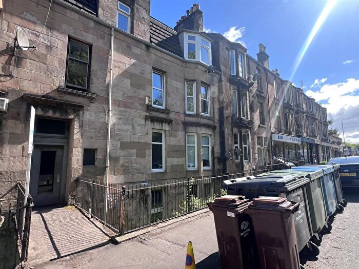 2 Bedroom Flat To Rent In Main Street, Bridge Of Weir, PA11