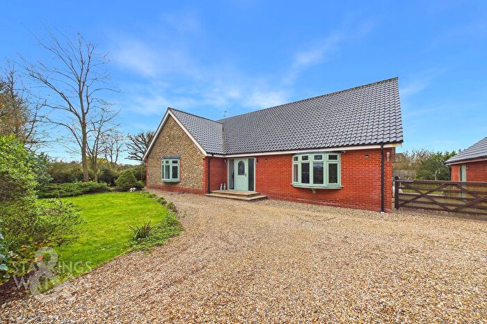 4 Bedroom Detached House For Sale In Harleston Road, Rushall, Diss, IP21