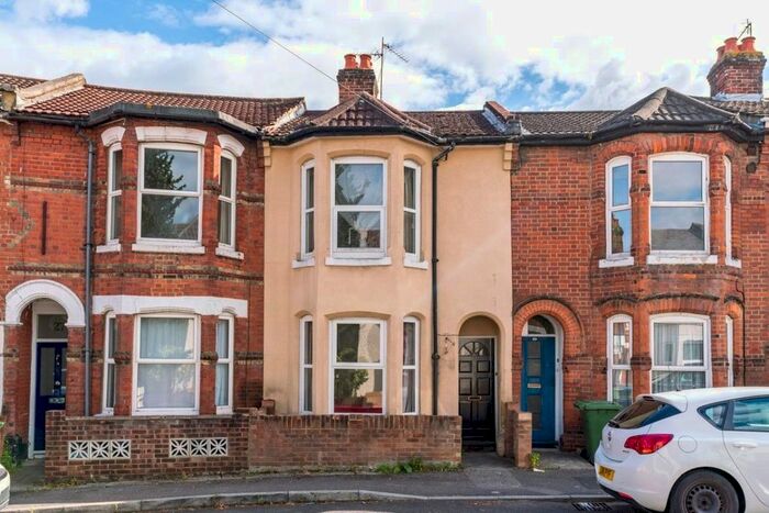 3 Bedroom Detached House To Rent In Livingstone Road, Southampton, Hampshire, SO14