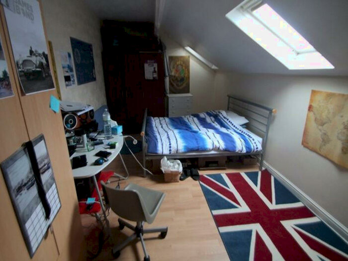 3 Bedroom House To Rent In Quarry Mount Place, Leeds, LS6