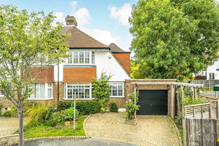 2 Bedroom Semi-detached House For Sale In Links Gardens, Streatham, SW16