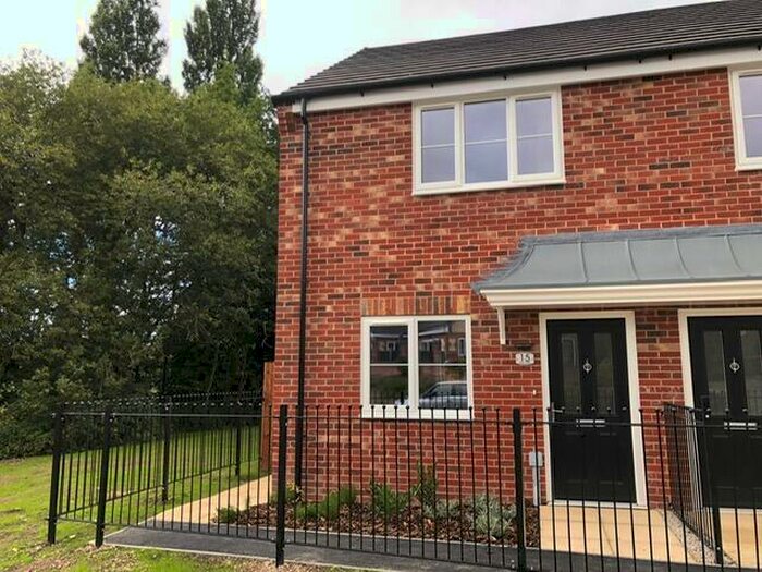 2 Bedroom House To Rent In Clay Lane, Clay Cross, Chesterfield, S45