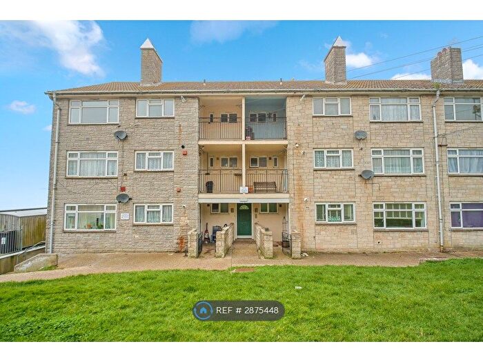 2 Bedroom Flat To Rent In East Weare Road, Portland, DT5