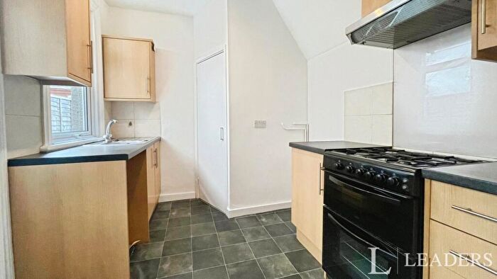 3 Bedroom Terraced House To Rent In Wallis Avenue, Southend-on-Sea, Essex, SS2