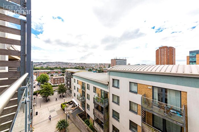 3 Bedroom Flat To Rent In Fleet Street, Brighton, East Sussex, BN1