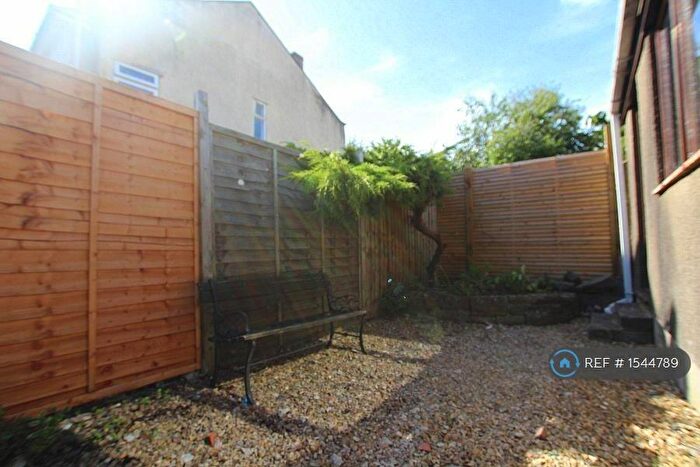 5 Bedroom Semi-Detached House To Rent In Kellaway Avenue, Bristol, BS6
