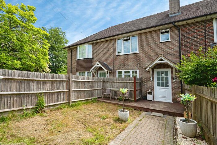3 Bedroom Maisonette For Sale In Greenways, Haywards Heath, RH16