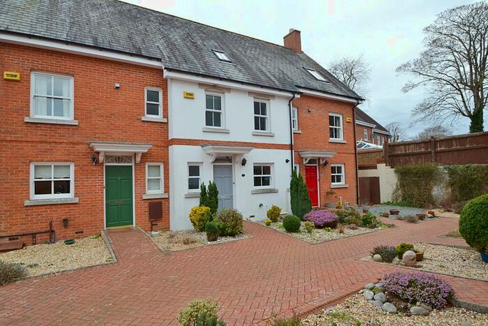 3 Bedroom Terraced House To Rent In Wimborne, BH21